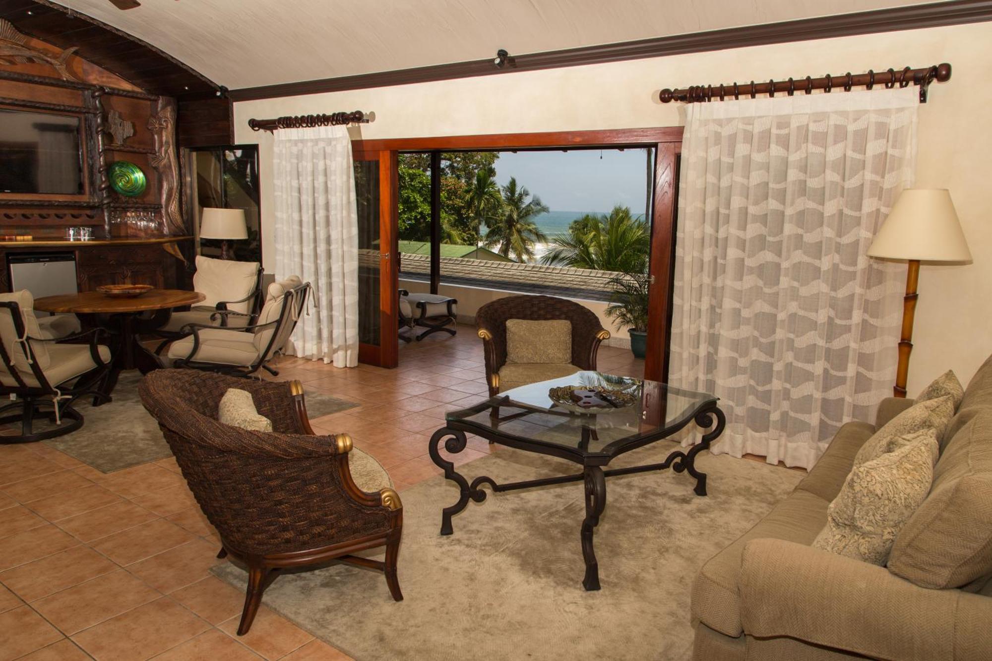 Готель Club Del Mar Oceanfront Хако Екстер'єр фото